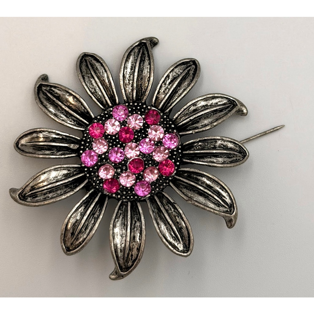 Vintage Pink Rhinestone Daisy Brooch – Silver Tone Floral Statement Pin